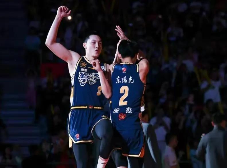 CBA排名一夜大变，四强基本已定，广东与浙江八强席位岌岌可危！(图3)