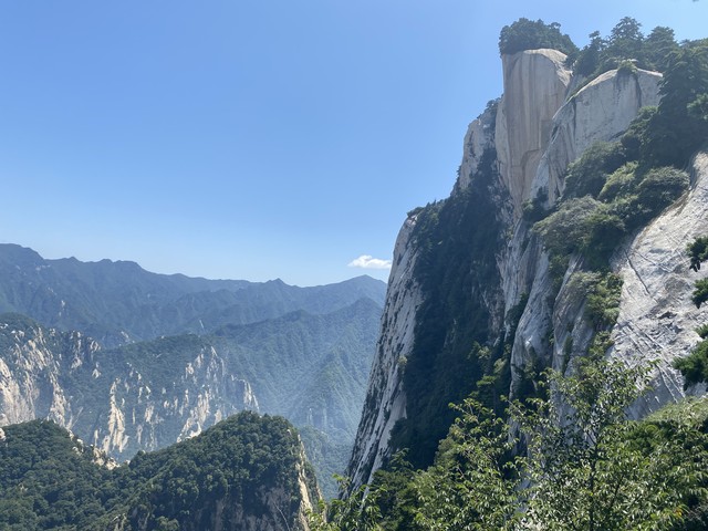 五岳归来不看山，旅游攻略请收好！(图2)