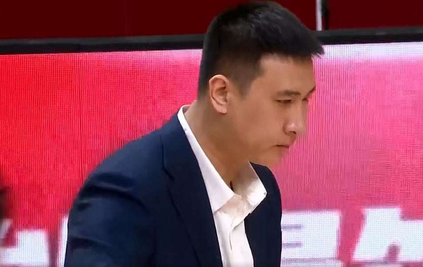 广东93-96爆冷，CBA最新积分榜：季后赛12强全出炉 同曦队创造历史(图2)