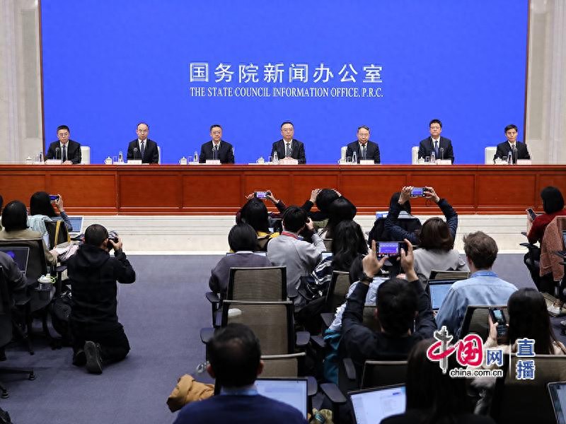 财政部：对我国居民使用个人消费贷款进行的重点领域消费给予一定贴息支持(图1)