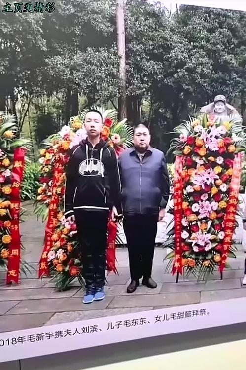 不搜不知道，一搜吓一跳，小姑娘不仅来自101高中还是钢琴才女！(图13)