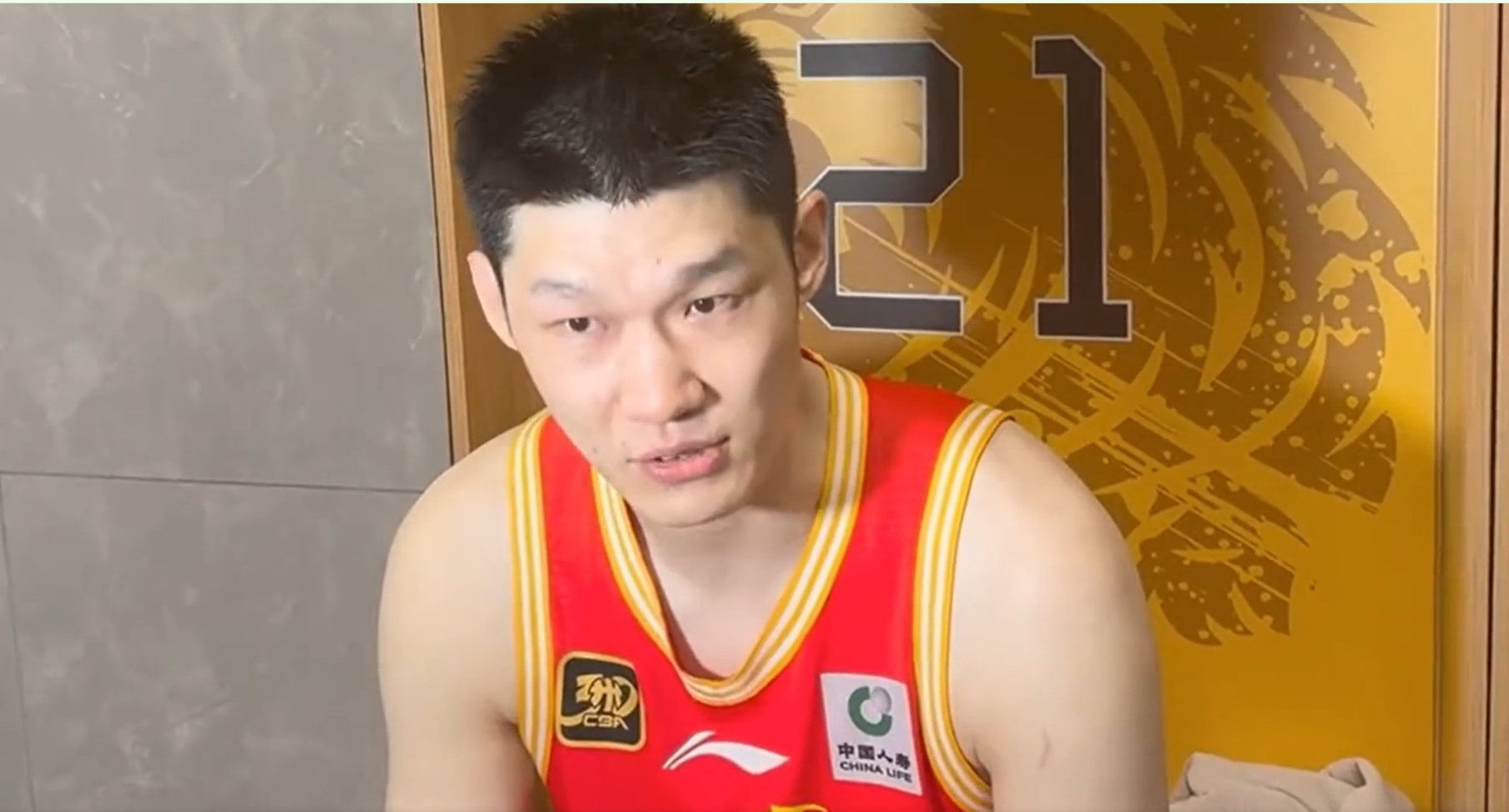 晴天霹雳！晋级遭重伤，媒曝赵嘉仁脑内颅骨骨折，胡金秋赛后哽咽(图4)